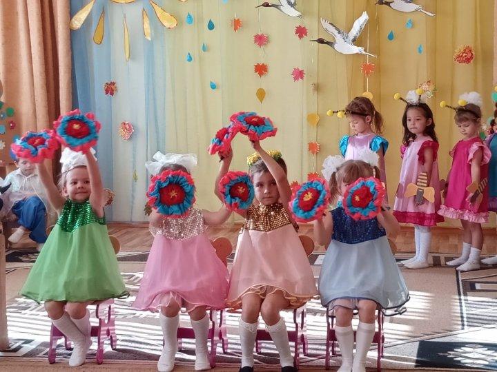 Осенние утренники в мини-центре "Аист"