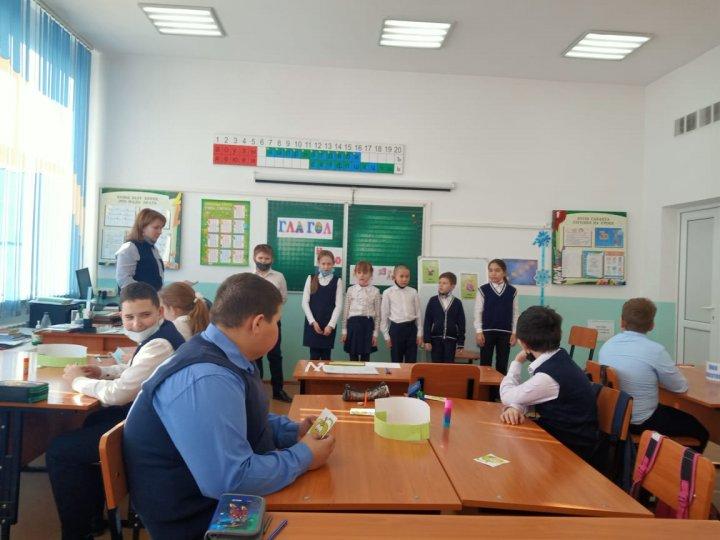 Урок занимательной грамматики в рамках недели учителей НК